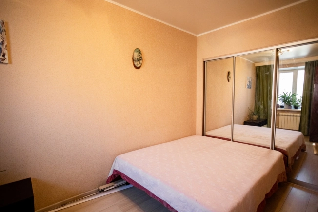 Купить двухкомнатную квартиру в Омске. Вариант № 2055491, 11, площадь -  квм, цена 5100000 рублей