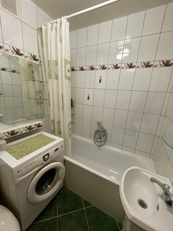 Купить однокомнатную квартиру на улице Туполева в Воронеже. Вариант № 1275960, 12, площадь -  квм, цена 2900000 рублей