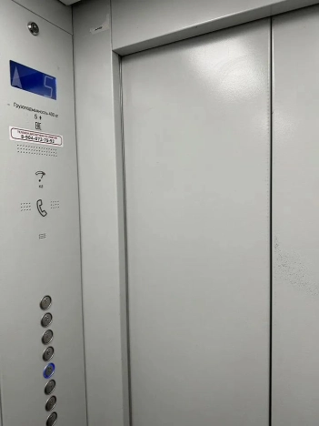 Купить однокомнатную квартиру в Омске. Вариант № 6153329, 22, площадь -  квм, цена 3950000 рублей