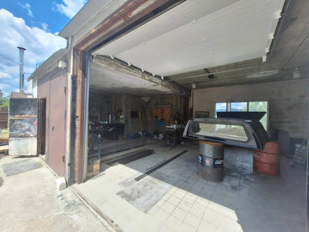 Купить дом на улице Октябрьский переулок в Новороссийске. Вариант № 8337, 26, площадь -  квм, цена 20000000 рублей