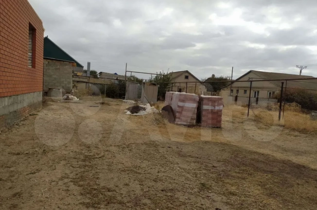 Купить дом на улице Улан-Туг в Элисте. Вариант № 5502780, 3, площадь -  квм, цена 5300000 рублей