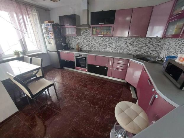 Купить квартиру на улице Комарова в Улан-Удэ. Вариант № 8147223, 1, площадь -  квм, цена 17000000 рублей