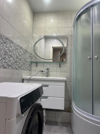 Купить трехкомнатную квартиру в Смоленской области. Вариант № 6970776, 12, площадь -  квм, цена 8600000 рублей