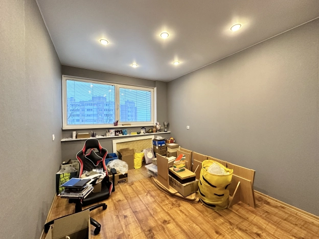 Купить трехкомнатную квартиру у метро Садовая в Санкт-Петербурге. Вариант № 7660733, 7, площадь -  квм, цена 7599000 рублей