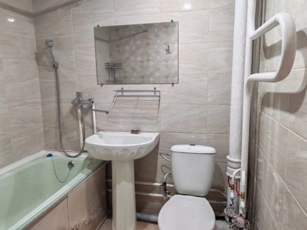 Купить квартиру в Искитиме. Вариант № 8085075, 6, площадь -  квм, цена 3300000 рублей