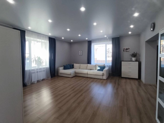 Купить дом в Москве. Вариант № 9130224, 8, площадь - квм, цена 21000000 рублей