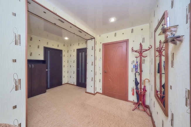 Купить двухкомнатную квартиру в районе Железнодорожный в Рязани. Вариант № 8854502, 8, площадь -  квм, цена 8200000 рублей