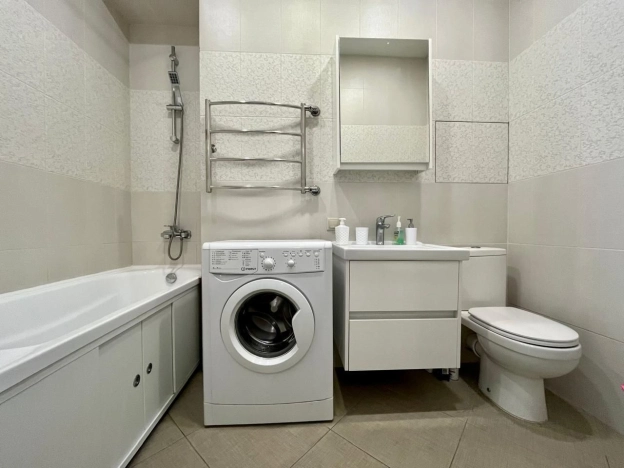 Купить квартиру в Москве. Вариант № 10414676, 5, площадь -  квм, цена 15500000 рублей