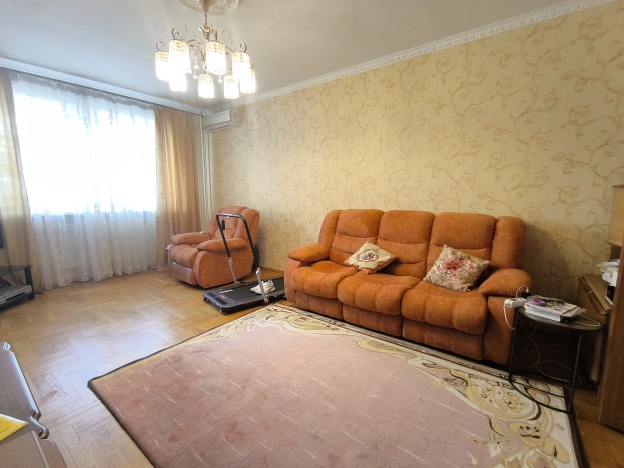 Купить квартиру на улице Князя Трубецкого в Белгороде. Вариант № 1435711, 8, площадь -  квм, цена 9990000 рублей