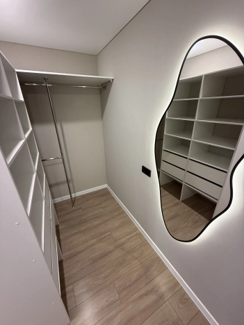 Купить трехкомнатную квартиру на улице Никитская в Владимире. Вариант № 1221127, 25, площадь -  квм, цена 12900000 рублей