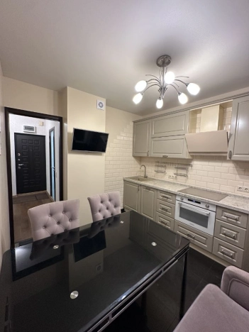 Купить квартиру в Москве. Вариант № 9506905, 9, площадь -  квм, цена 13900000 рублей