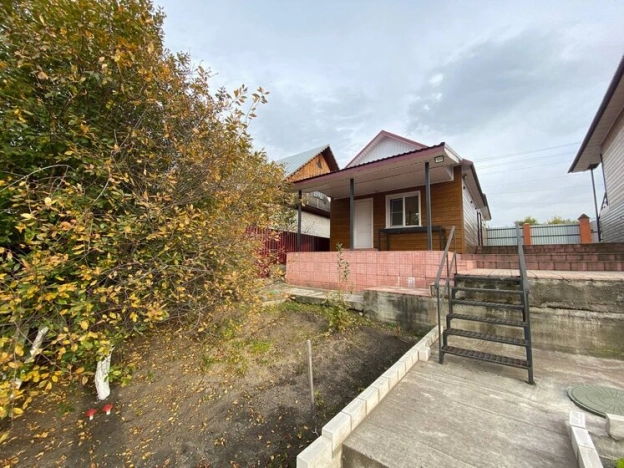 Купить дом на улице Садовая в Алтайском крае. Вариант № 30938, 4, площадь -  квм, цена 39000000 рублей