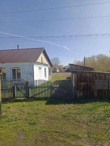 Купить дом на улице Садовая в Алтайском крае. Вариант № 1663395, 2, площадь -  квм, цена 1000000 рублей