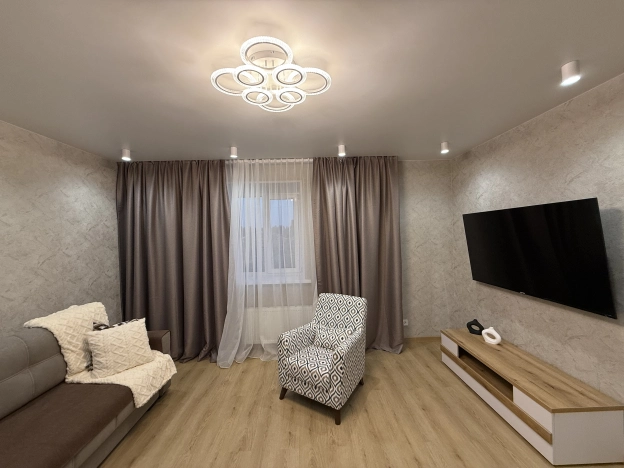 Снять квартиру в Нижнем Новгороде. Вариант № 3422406, 8, площадь -  квм, цена 60000 рублей