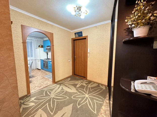 Купить трехкомнатную квартиру в Республике Татарстан (татарстан). Вариант № 27982, 12, площадь -  квм, цена 5800000 рублей