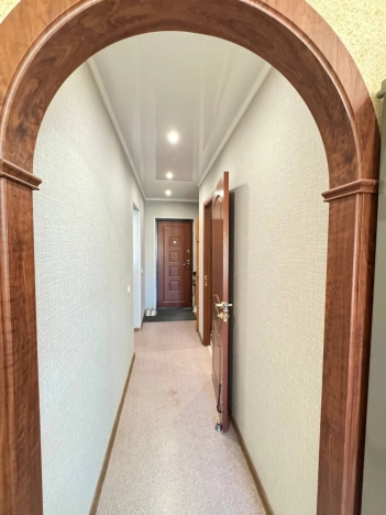 Купить квартиру в Омске. Вариант № 10602138, 3, площадь - квм, цена 3680000 рублей