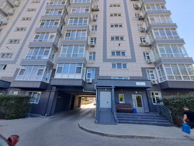 Купить двухкомнатную квартиру в Симферополе. Вариант № 49299, 25, площадь - квм, цена 13390000.0000 рублей
