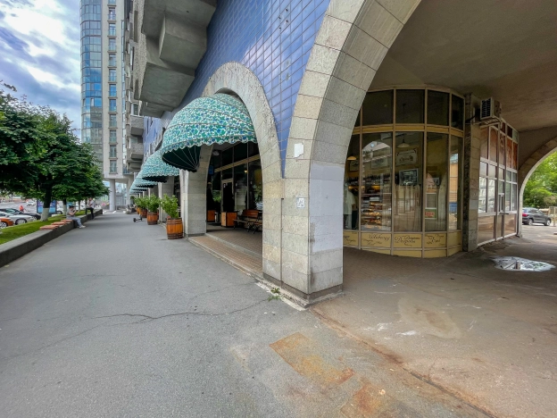 Купить коммерческую недвижимость в Санкт-Петербурге. Вариант № 9158, 3, площадь - квм, цена 3500000 рублей