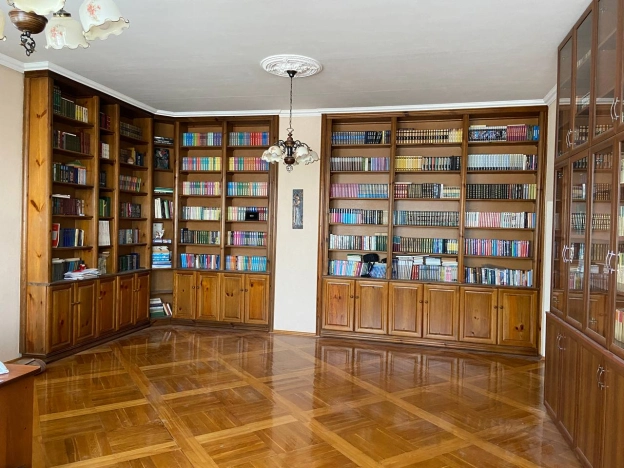 Купить дом на улице Садовая в Алтайском крае. Вариант № 26069, 16, площадь -  квм, цена 69000000 рублей