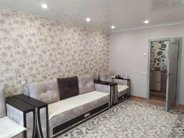 Купить трехкомнатную квартиру в Воронеже. Вариант № 5922276, 3, площадь -  квм, цена 7100000 рублей