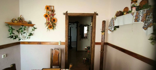 Купить коммерческую недвижимость в Элисте. Вариант № 17192, 6, площадь -  квм, цена 11000000 рублей