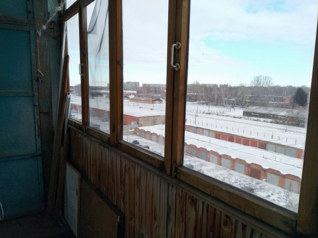 Купить квартиру в Омске. Вариант № 9402786, 5, площадь -  квм, цена 4500000 рублей