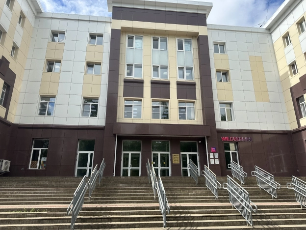 Купить коммерческую недвижимость свободного назначения в Сыктывкаре. Вариант № 7040, 6, площадь -  квм, цена 4215000 рублей