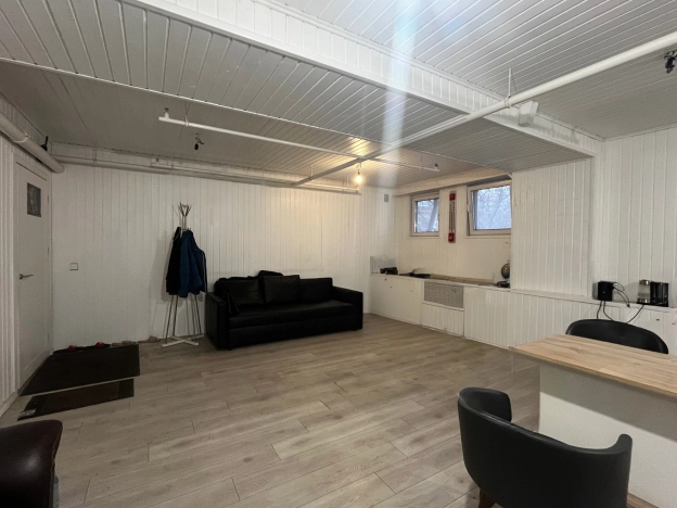 Купить офисы в Москве. Вариант № 9627689, 2, площадь -  квм, цена 6500000 рублей