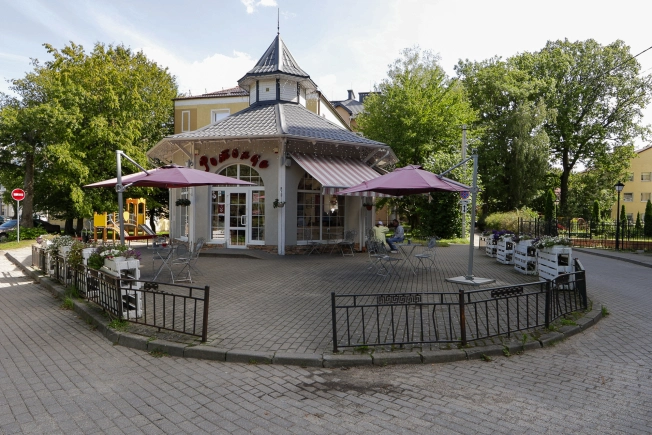 Купить квартиру в Пионерском. Вариант № 3038455, 37, площадь -  квм, цена 19000000 рублей