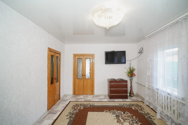 Купить дом в Микрорайоне Порт-Артур в Омске. Вариант № 305590, 7, площадь - квм, цена 6100000 рублей