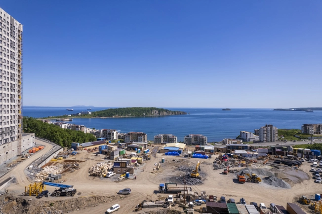 Купить трехкомнатную квартиру в Приморском крае. Вариант № 4119630, 3, площадь -  квм, цена 16133040 рублей