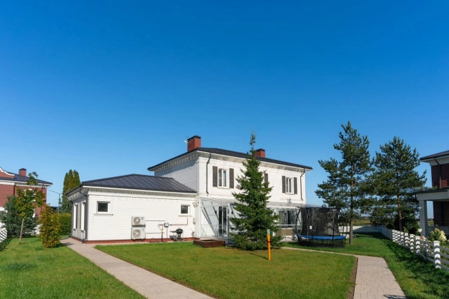 Купить дом на улице Колтушское шоссе в Всеволожске. Вариант № 39434, 1, площадь -  квм, цена 61000000 рублей