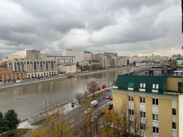 Купить квартиру в Москве. Вариант № 8099952, 3, площадь -  квм, цена 36000000 рублей