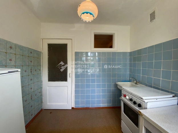 Купить двухкомнатную квартиру на вторичке в Рязанской области. Вариант № 9166939, 7, площадь -  квм, цена 1215000 рублей