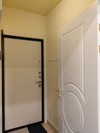 Купить трехкомнатную квартиру в Калуге. Вариант № 2834870, 26, площадь -  квм, цена 9850000 рублей