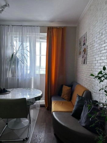 Купить однокомнатную квартиру на улице Шелепихинская набережная в Москве. Вариант № 9973684, 5, площадь -  квм, цена 12000000 рублей