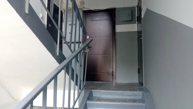 Купить двухкомнатную квартиру на улице Лукашевича в Омске. Вариант № 49843, 17, площадь -  квм, цена 4700000 рублей