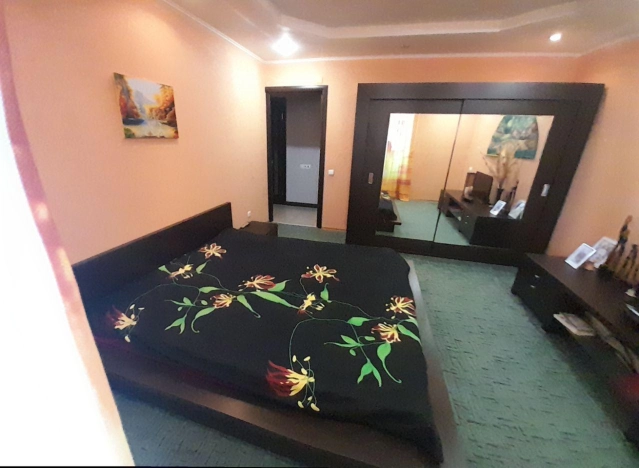 Купить трехкомнатную квартиру в Республике Марий эл. Вариант № 5275742, 3, площадь -  квм, цена 8500000 рублей