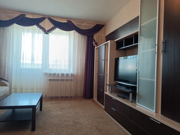 Купить трехкомнатную квартиру в Смоленской области. Вариант № 60817, 1, площадь -  квм, цена 7800000 рублей