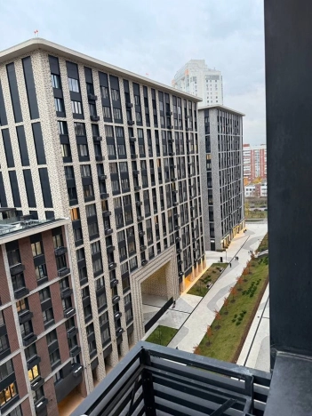 Купить квартиру в Москве. Вариант № 9863267, 38, площадь -  квм, цена 79500000 рублей