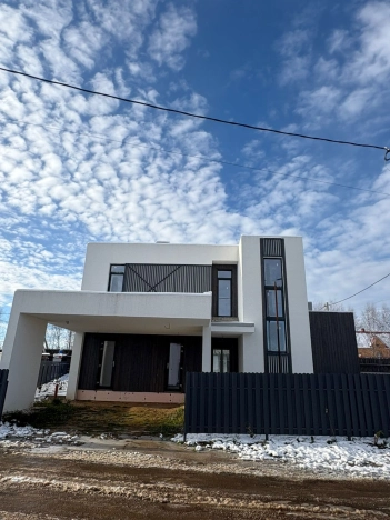 Купить дом в Москве. Вариант № 10125936, 1, площадь - квм, цена 26789354 рублей