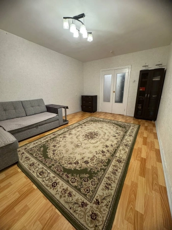 Купить двухкомнатную квартиру на улице 9 Января в Воронеже. Вариант № 23154, 45, площадь -  квм, цена 6650000 рублей