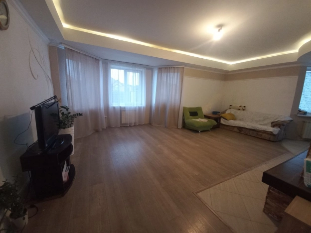 . Вариант № 54886, 5, площадь - 140 квм, цена 8300000 рублей