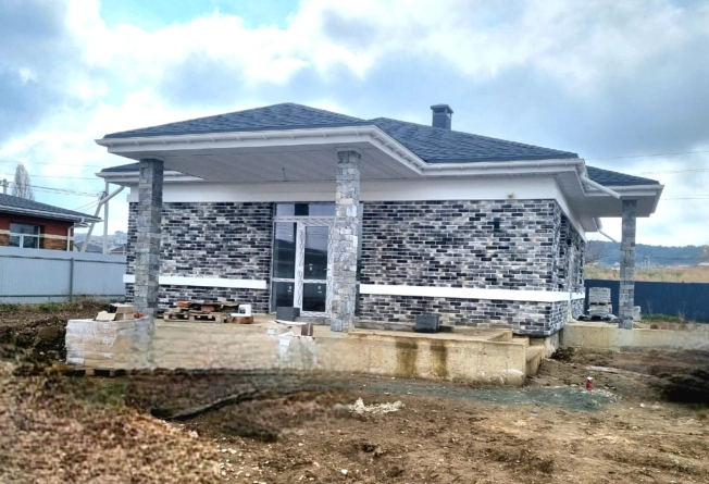 Купить дом на улице 32-я  Коллективных Садов в Симферополе. Вариант № 6102, 6, площадь -  квм, цена 18000000 рублей