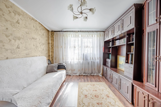 Купить четырехкомнатную квартиру у метро Гражданский проспект в Санкт-Петербурге. Вариант № 38345, 5, площадь -  квм, цена 14500000 рублей