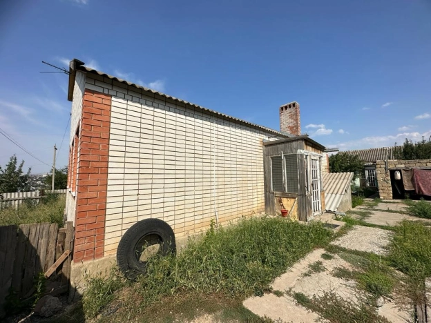 Купить дом на улице переулок Братьев Алехиных в Элисте. Вариант № 7158, 11, площадь -  квм, цена 12000000 рублей