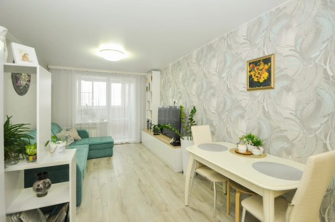 Купить квартиру в Бердске. Вариант № 8927049, 5, площадь -  квм, цена 7000000 рублей