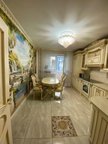 Купить трехкомнатную квартиру в Микрорайоне Новые Химки, Химки в Химках. Вариант № 9219588, 11, площадь -  квм, цена 24000000 рублей