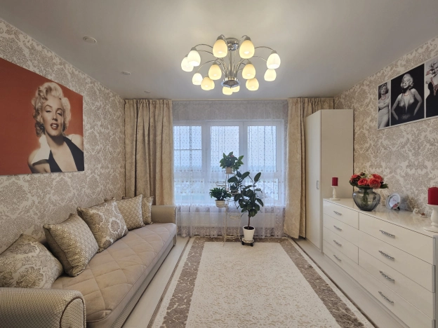 Купить трехкомнатную квартиру в Пушкине. Вариант № 5755488, 9, площадь -  квм, цена 16000000 рублей