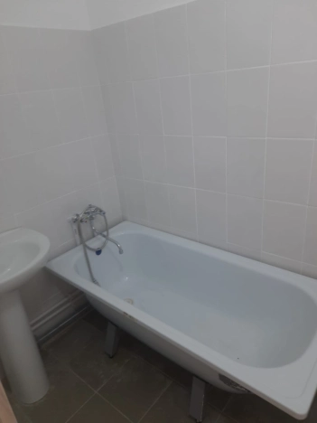 Купить однокомнатную квартиру в Волгограде. Вариант № 28670, 5, площадь -  квм, цена 3100000 рублей